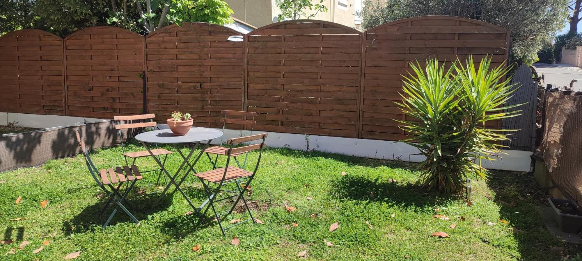 Maison T2 Avec Petit Jardin Dans Impasse Calme Baillargues Exterior foto